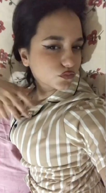 İstanbullu Aleyna (Ayın İfşası)