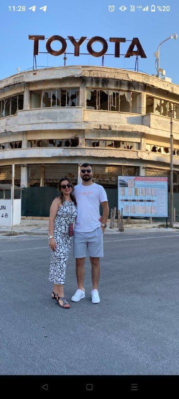 Kıbrısa Uğrayan Evli Çift