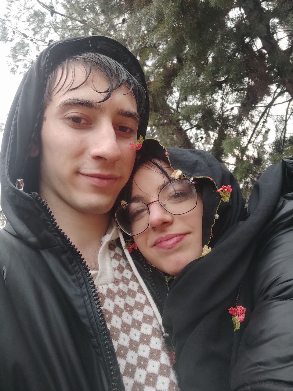 Türbanlı Genç Hatun Koca Yarrağı Tersten Gırtlaklıyor