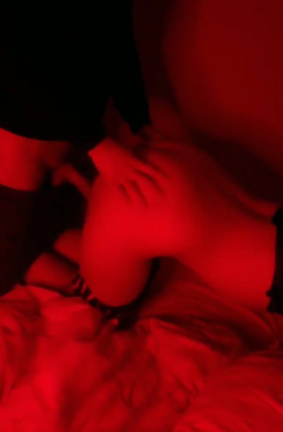 Kırmızı Işıkta İkili