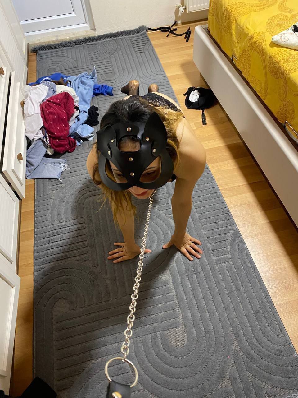 Türbanlı Hatun Evli Çift (Karıyı Köpeği Yapmış)