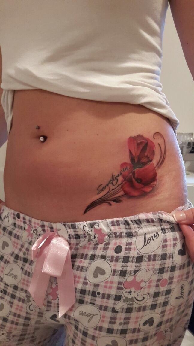 Servetimsin Dövmeli Süt Beyaz Orospu