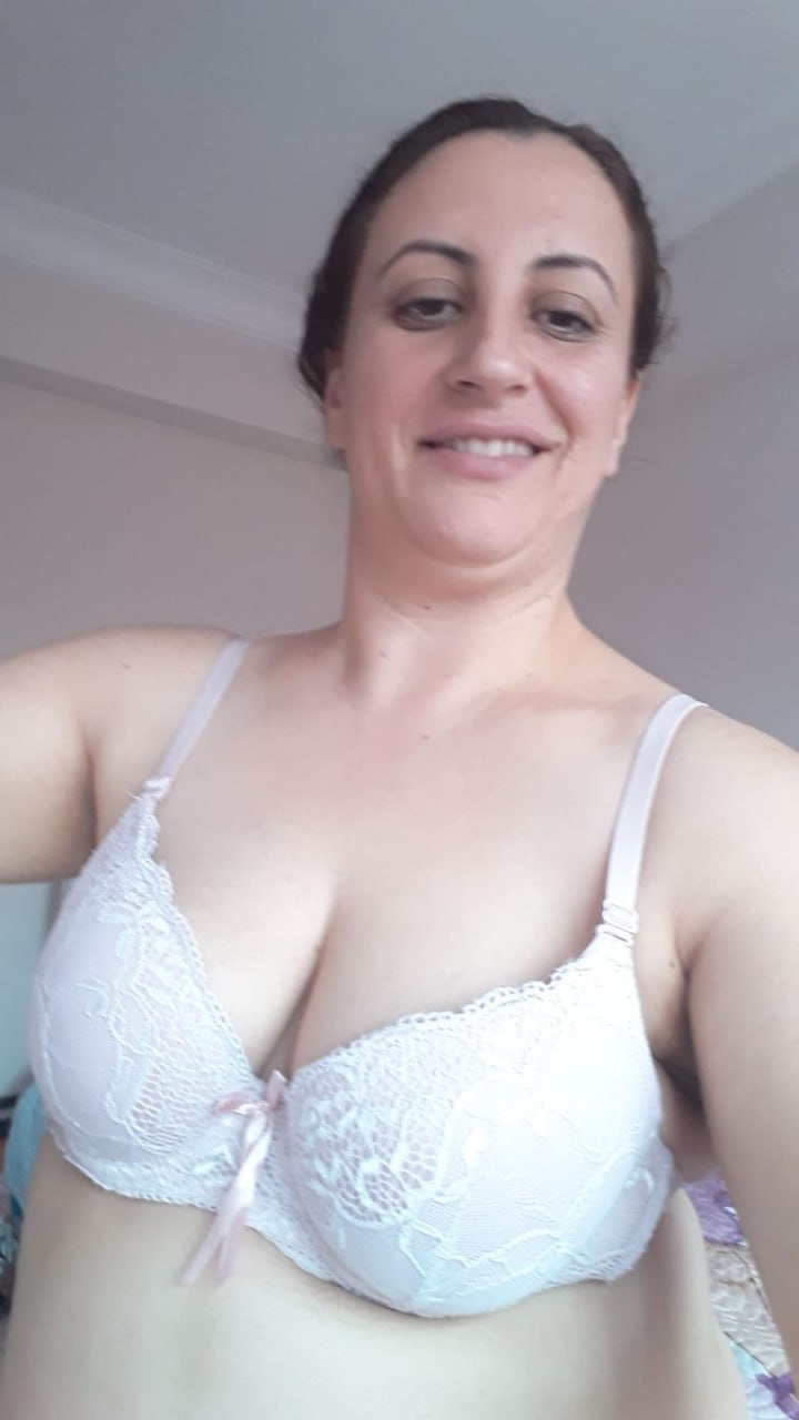Milf Sibel