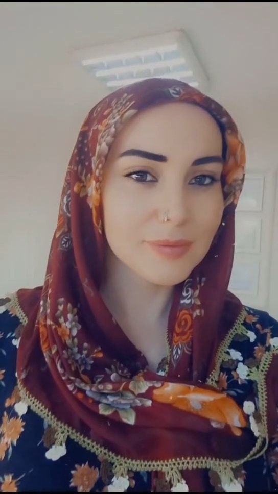 Ağzına Boşaltan Türbanlı