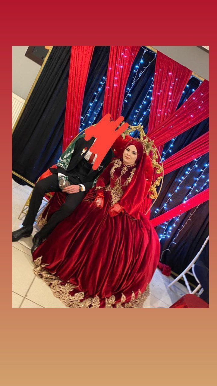 Türbanlı Karısını Paylaşıyor