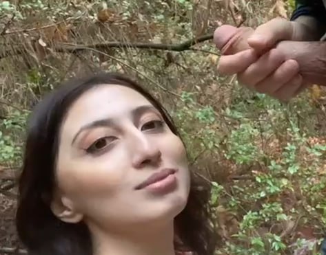 Ormanda Kuduran Türk Çift