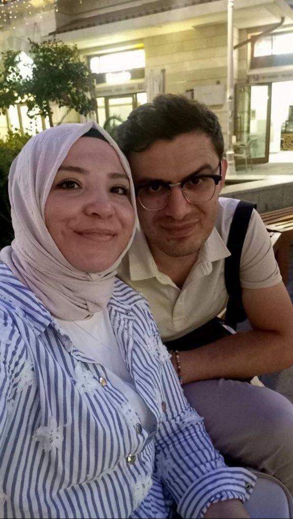 Türbanlı Ve Godoşu